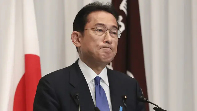 Fumio Kishida