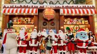 Sejumlah pusat perbelanjaan di Tangerang menggelar berbagai hiburan menyambut Natal 2022 dan Tahun Baru 2023.