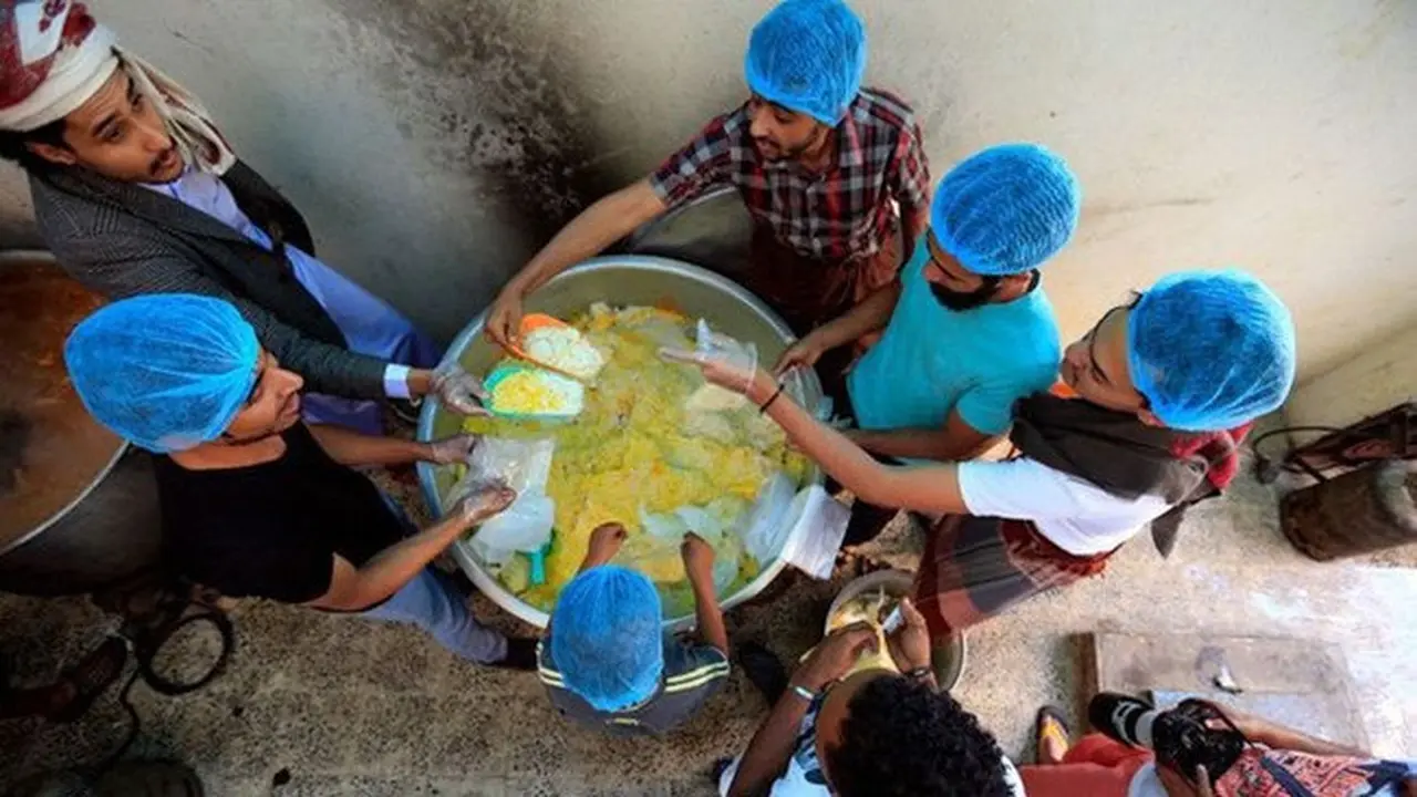 Memasak bersama untuk buka puasa