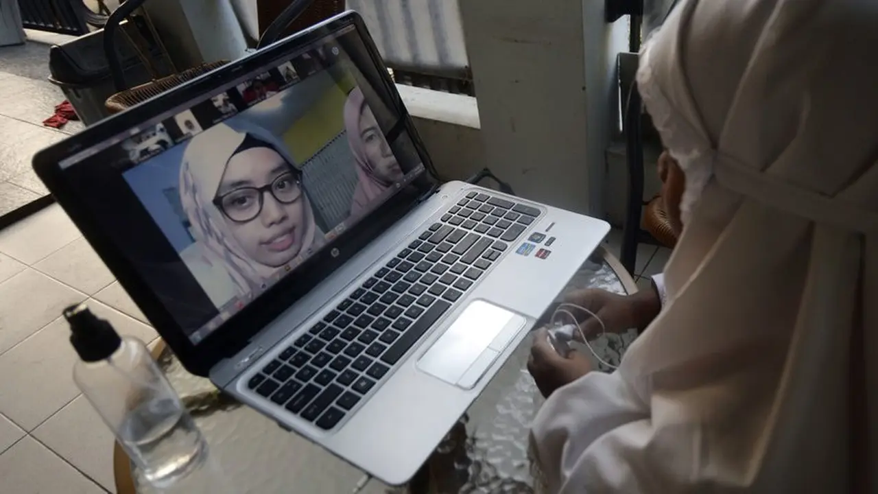 Blended Learning adalah Bersifat Online dan Offline, Lebih Efektif dan