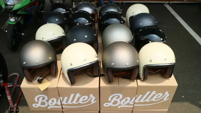 Helm Boulter