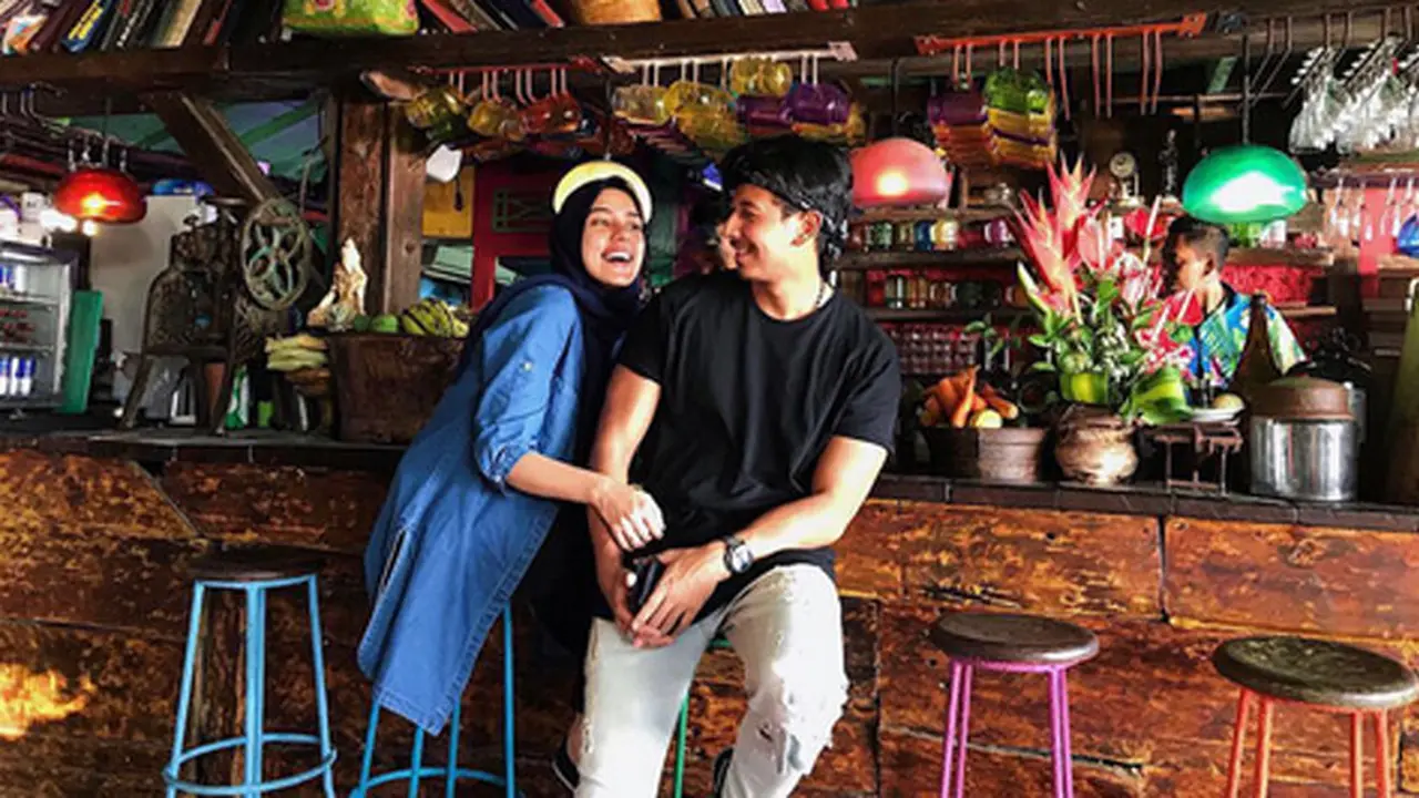 [Bintang] Fairuz A Rafiq dan Sonny Septian