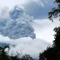 Gunung Marapi Sumatera Barat kembali erupsi, Senin (5/2/2024). (Liputan6.com/ ist)