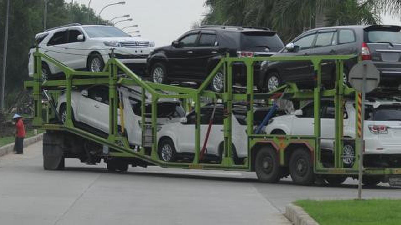 Penjualan mobil sulit cetak rekor lagi tahun ini