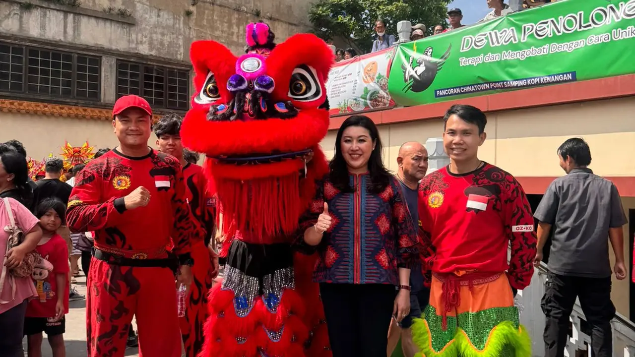 Anggota DPRD Jakarta Hilda Kusuma Dewi menghadiri perayaan Cap Go Meh di kawasan Pecinan Glodok, Pancoran, Rabu (12/2/2025) (Istimewa)