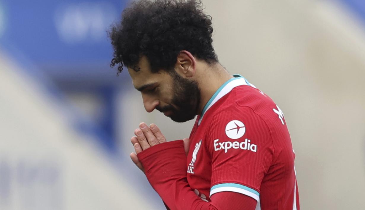 Liverpool akhirnya berhasil memecah kebuntuan pada menit ke-67. Mohamed Salah berhasil membuka keunggulan The Reds setelah menerima umpan dari Roberto Firmino. (Foto: AP/Pool/Carl Recine)