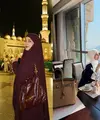 Tasya Farasya melewatkan pergantian tahun dengan melangsung ibadah Umroh. Penampilannya menjadi sorotan tersendiri lantaran wajahnya yang seperti warga lokal dan deretan tas branded yang dikenakannya [@tasyafarasya]