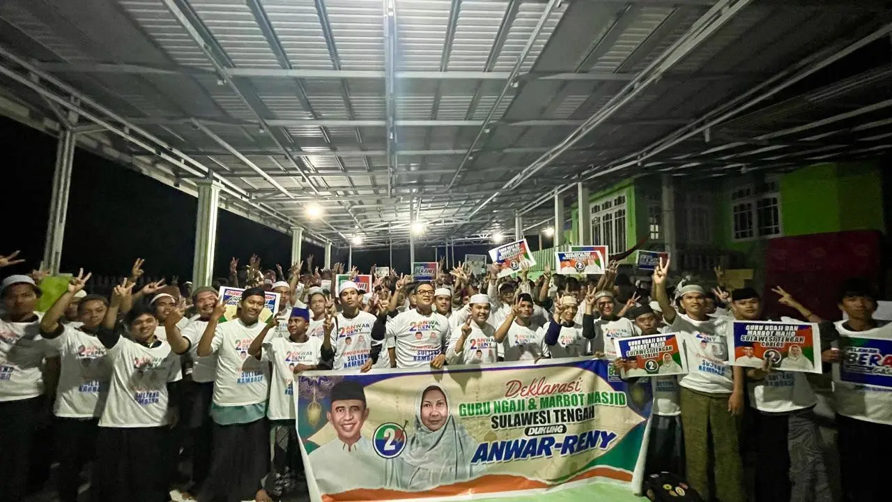 Perkumpulan guru ngaji dan marbot masjid dari berbagai wilayah di Sulteng resmi bergabung dengan Relawan Berani Gaspoll untuk memenangkan pasangan BERANI (Bersama Anwar-Reny).