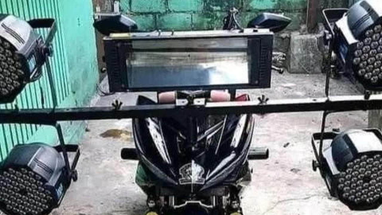 Menyinari Satu Desa