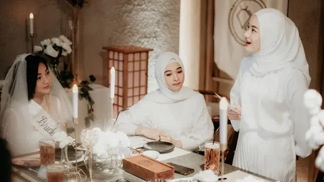 6 Potret Poppy Bunga di Bridal Shower Glenca Chysara, Keponakan Rasa Adik