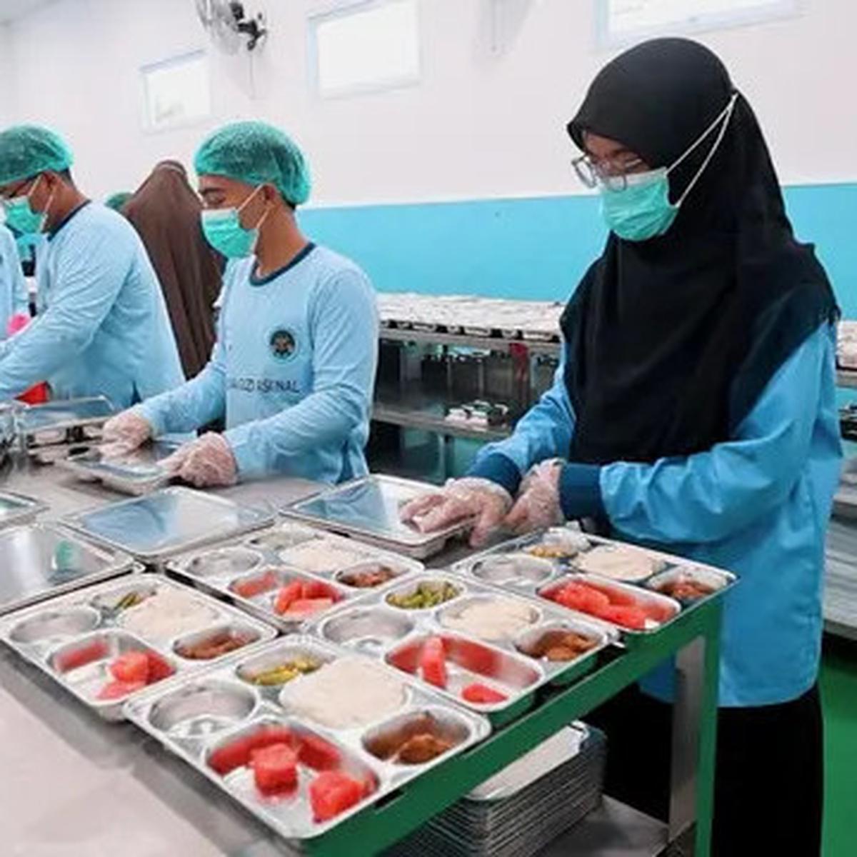 Intip Cuan Makan Bergizi Gratis, Perusahaan Besar Bakal 'Curi' Porsi UMKM?