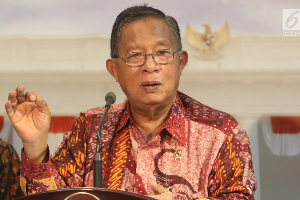3 Menteri Jokowi Umumkan Paket Kebijakan Ekonomi XVI