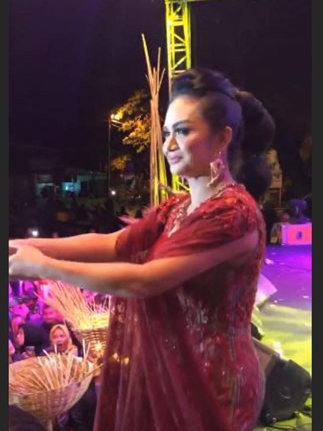 Krisdayanti (Foto: Instagram/@krisdayantilemos)