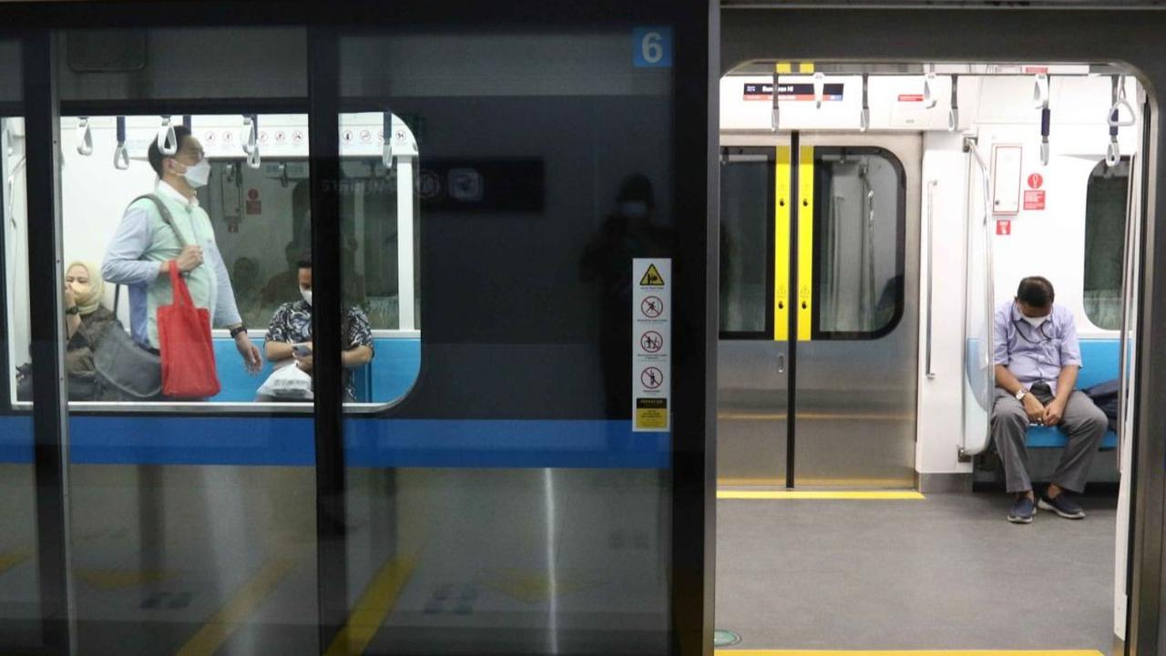 Meski demikian, Tuhiyat menyebut pihaknya selalu terbuka untuk melakukan kerja sama. Namun, keempat dompet digital tersebut ingin menjadi sistem pembayaran secara gratis di MRT.<br>