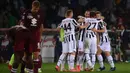 Keunggulan 1-0 Juventus akhirnya bertahan hingga akhir pertandingan. Hal tersebut membuat Juve naik peringkat ke posisi delapan klasemen sementara Liga Italia 2021/2022. (AFP/Marco Bertorello)