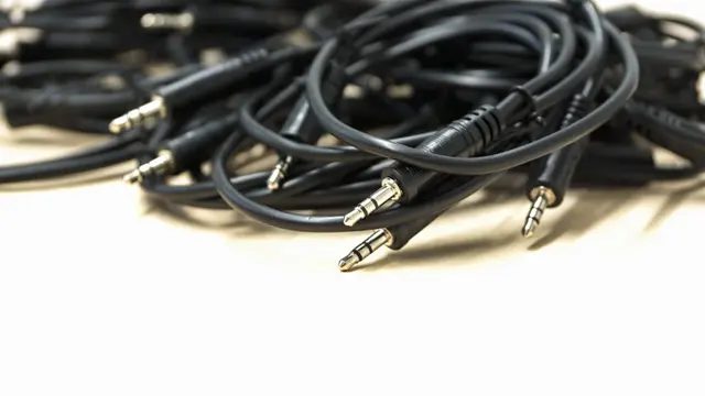 20160731-kabel berserakan-rumahcom-boy
