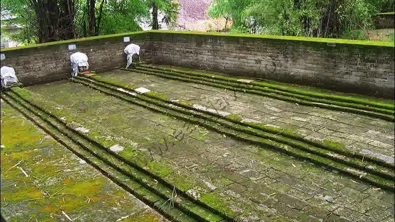 Misteri Dibalik Makam Terpanjang, 9 Meter di Gresik