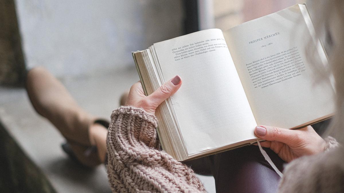 Cuma 6 Menit! Manfaat Tersembunyi Buku untuk Kesehatan Mental dan Trik Membaca Lebih Banyak