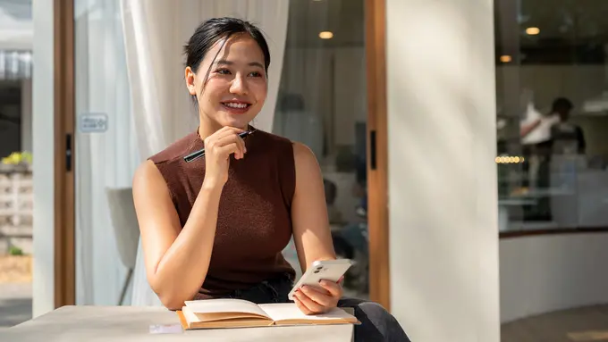 wanita januari cerdas