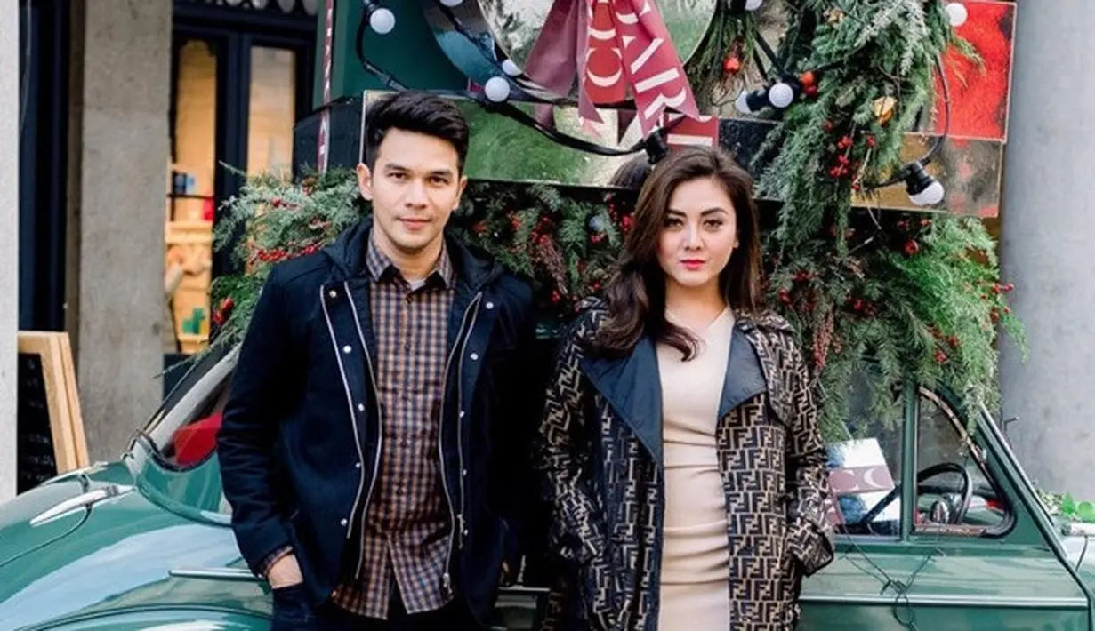 Sang paman benarkan Jonathan Frizzy dan Dhena Devanka akan bercerai. (Sumber: Instagram/ijonkfrizzy)