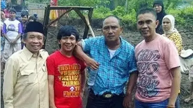 Nurul Qomar dengan Grup Empat Sekawan