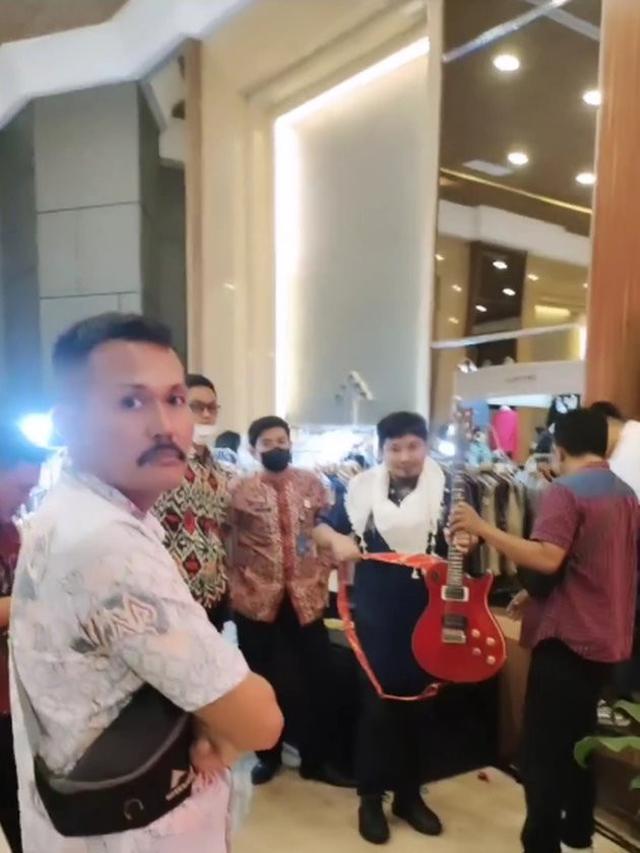 Zul Zivilia Manggung Lagi