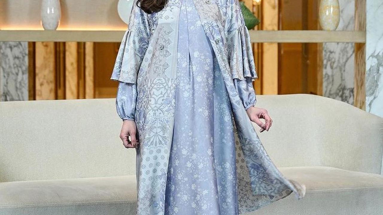 <b>Hindari Motif Brokat yang Besar&nbsp;</b>
