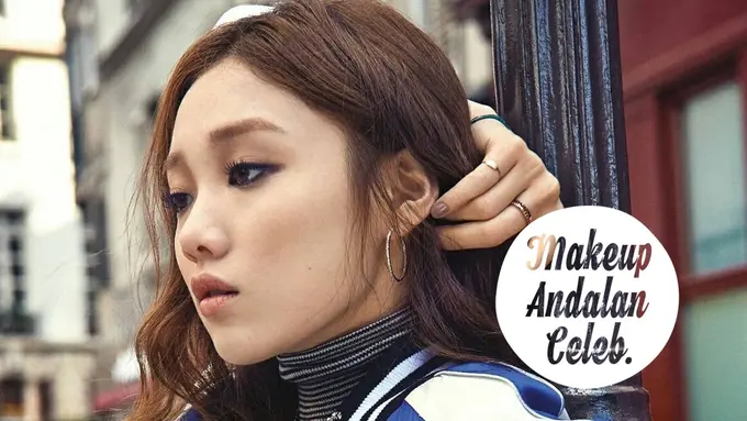 [Bintang] Makeup Andalan Seleb: Hobi Selfie, Lee Sung Kyung Tunjukkan Sisi Imut Sampai Sensual