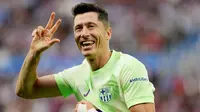 Meski usia telah memasuki senja, namun Robert Lewandowski masih menjadi ujung tombak Barcelona. Bomber asal Polandia ini telah menyumbang sembilan gol di Liga Champions musim ini. (AFP/Cesar Manso)