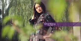 Setelah hubungannya dengan Stefan William kandas, Natasha Willona sering dikait-kaitkan memiliki hubungan khusus dengan pemeran muda Verrell Bramasta. Saat berbincang dengan Bintang.com, ia mengaku tidak mudah jatuh cinta. (Bambang E. Ros/Bintang.com)