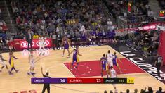 Mantan guard Los Angeles Lakers, Lou Williams berhasil bawa Los Angeles Clippers kalahkan mantan timnya dengan skor 120-115.