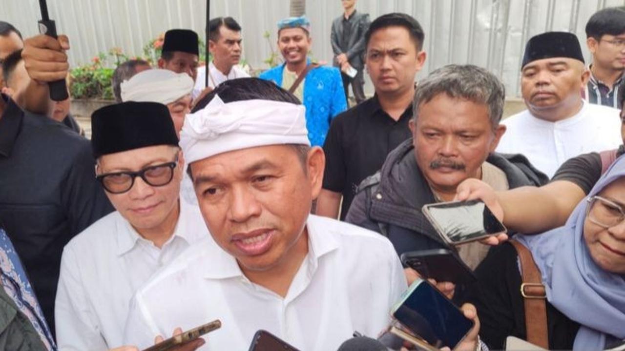 Dedi Mulyadi Targetkan Jalan Mulus Sampai ke Desa Rampung 2027