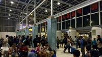 KA Argo Bromo Anggrek, Penumpang Menumpuk di Stasiun Senen (Foto: Aning/Liputan6.com)