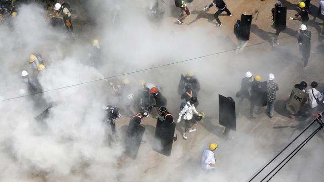 Penanganan Ketika Terpapar Gas Air Mata