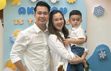 Potret Ganteng Akshay Anak Bungsu Eza Gionino di Momen Ultah ke-2, Netizen 'Keluarga Good Looking