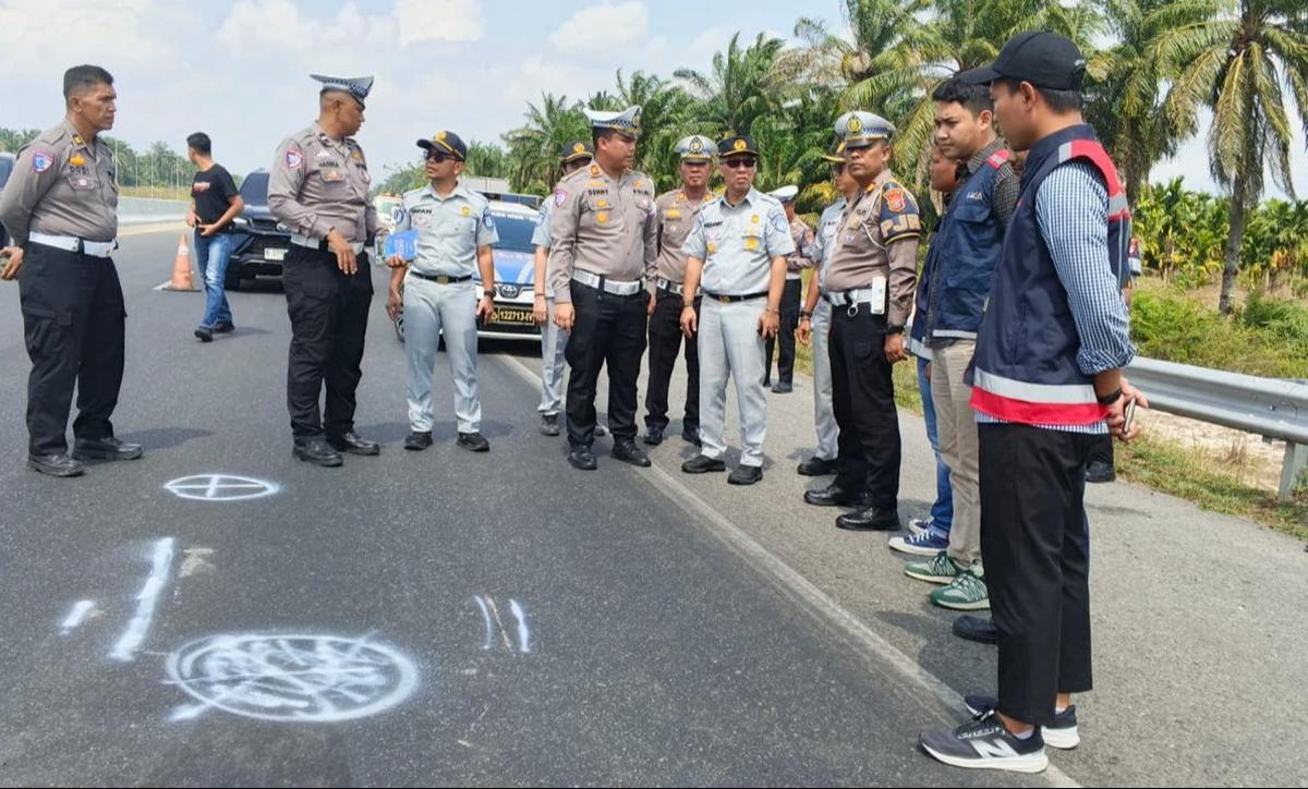 kecelakaan di tol Pekanbaru–Dumai