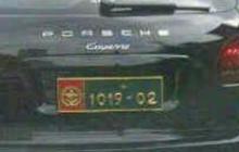 Mobil Porsche Cayenne berpelat Kopassus palsu berkeliaran