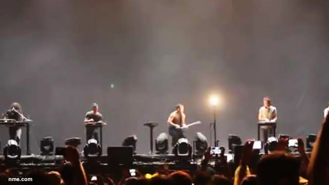 nine-inch-nails-130731b.jpg