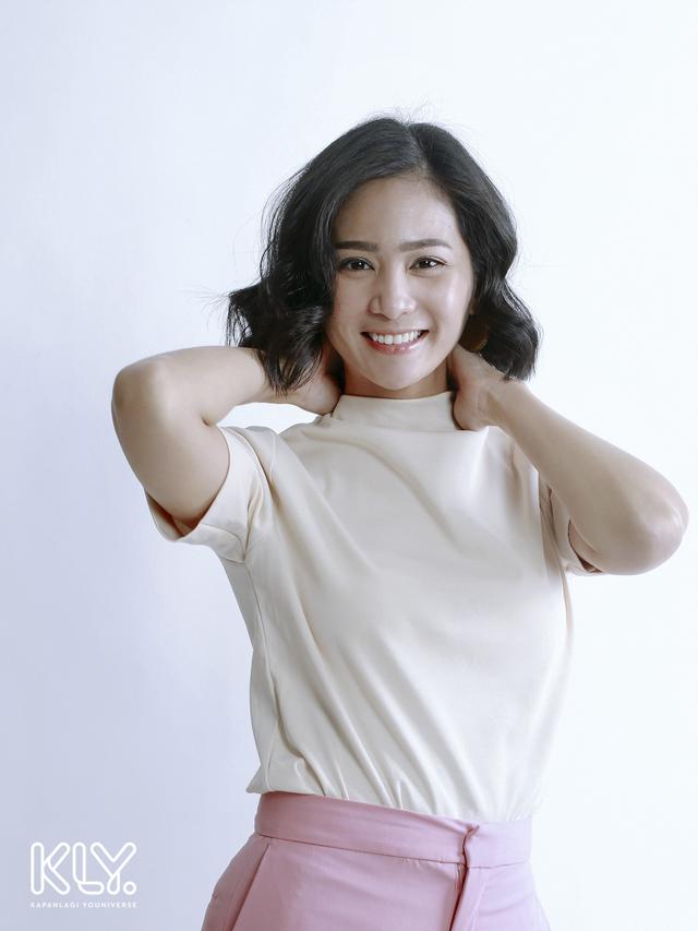 [Fimela] Bunga Zainal B1