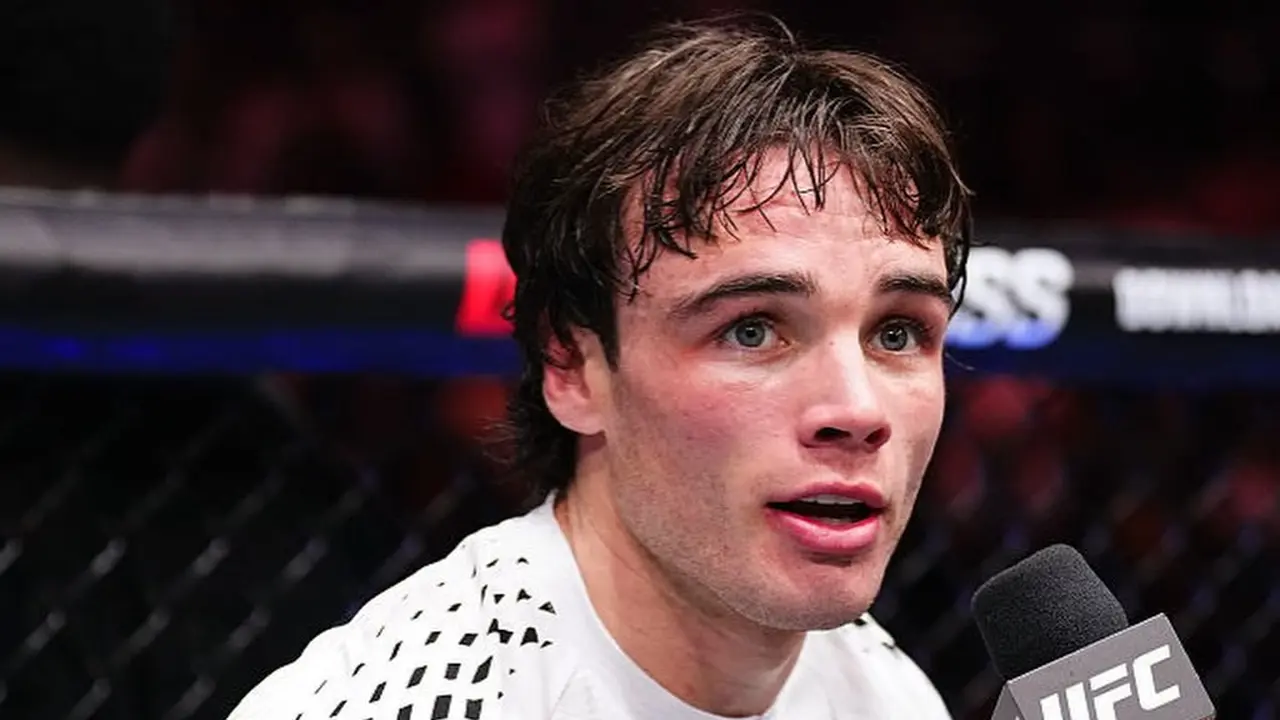 Petarung UFC, Luke Riley.