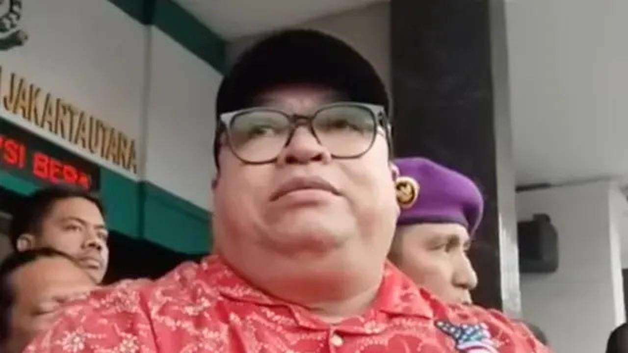 Razman Nasution Jalani Pemeriksaan Selama 5 jam dengan 24 Pertanyaan Seputar dugaan Penghinaan Terhadap Lembaga Peradilan