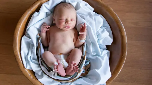 Ilustrasi bayi laki-laki