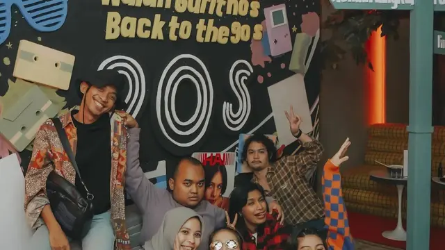 Dihadiri Orang Terkasih, Ini 7 Potret Pesta Ulang Tahun Wulan Guritno Bertema 90s
