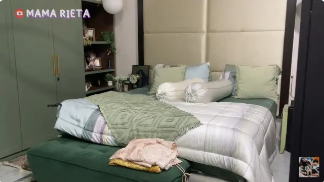 7 Potret Rumah Amy Qanita Ibunda Raffi Ahmad, Klasik dan Asri Penuh Tanaman
