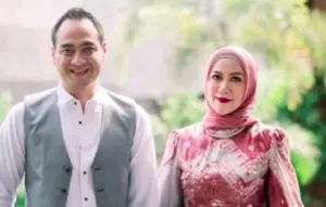 Venna Melinda dan Ferry Irawan tampil romantis di prewedding terbaru. (Sumber: Instagram/vennamelindareal)