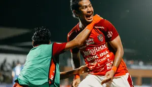 Dibalik Laga Semi Final Liga 1 2023 Bali United vs Persib Bandung (Dewi Divianta/Liputan6.com)