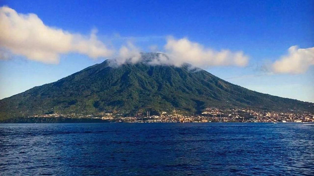 Pesona keindahan Gunung Gamalama di Ternate