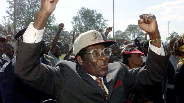 Robert Mugabe yang meninggal di usia 95 tahun. (Tsvangirayi Mukwazhi/AP)