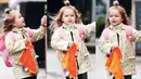Harper Beckham saat dijemput oleh ayahnya dari tempat penitipan anak di London pada Senin, 19 Mei, 2015. Harper tampil modis dengan jaket bermotif Halloween. (harperbeckhamfashion)