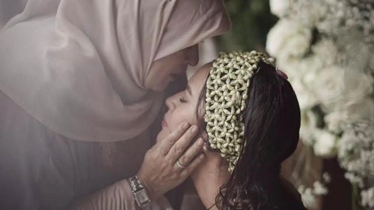 [Bintang] Raisa dan ibunda